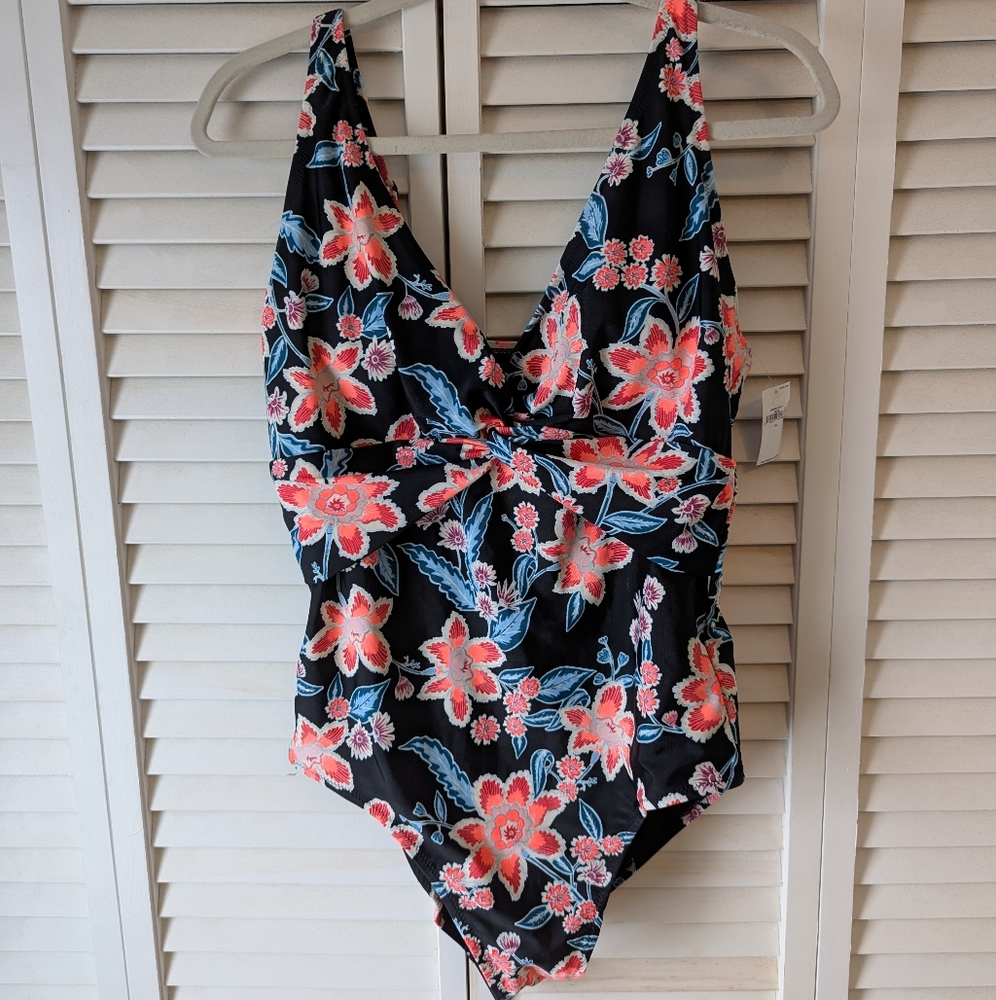 Old Navy One Piece Floral Bathing Suit NEW WITH TAGS